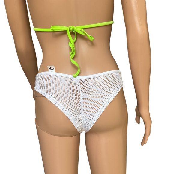 Elegant White Mesh beach bottom - Picture 3 of 6